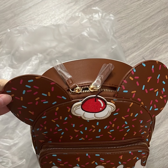 NEW Disney Danielle Nicole Ice cream Backpack - Picture 3 of 4